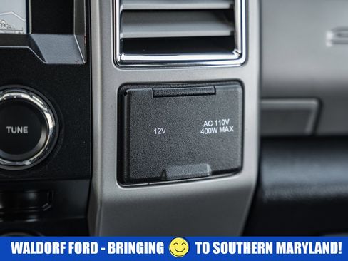 Used 2017 Ford F350 Lariat w/ Chrome Package image 31