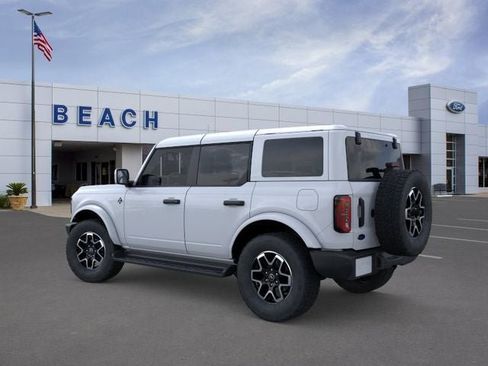 New 2026 Ford Bronco Outer Banks AWD/4WD image 4