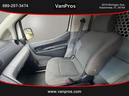 Used 2018 Nissan NV200 S FWD image 11