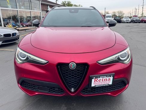 Used 2022 Alfa Romeo Stelvio Veloce AWD/4WD image 40