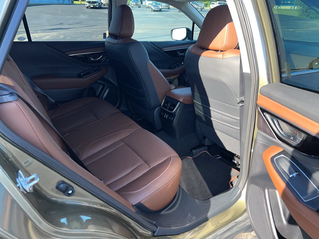 Used 2025 Subaru Outback Touring XT AWD/4WD image 26
