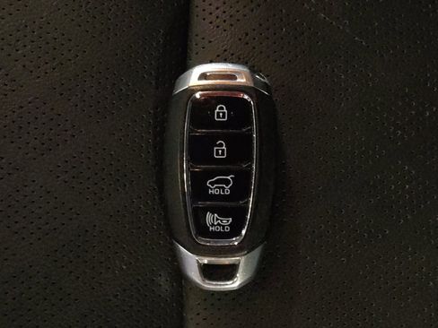 Used 2018 Hyundai Elantra GT w/ Tech Package 03 FWD image 32
