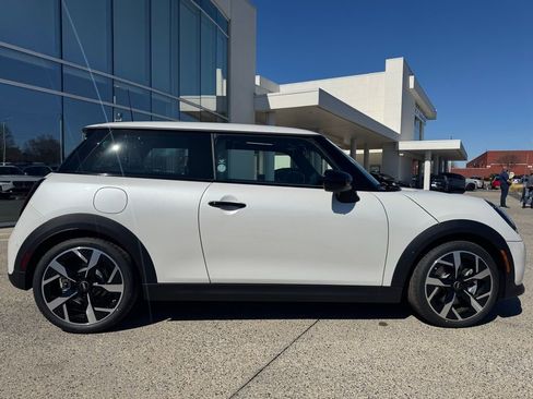 New 2026 MINI Cooper 2-Door Hardtop image 7