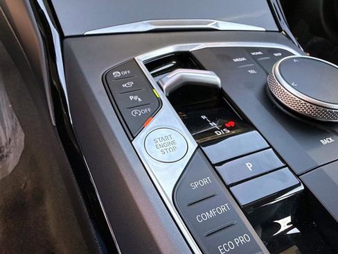 Certified 2025 BMW 230i Coupe image 24