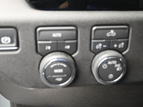 Used 2026 Chevrolet Silverado 1500 LT AWD/4WD image 25