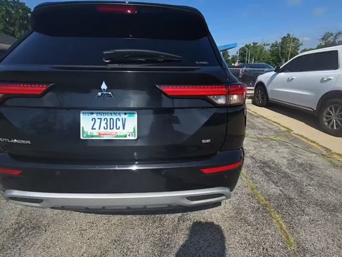 Used 2023 Mitsubishi Outlander SE AWD/4WD image 8