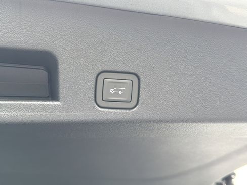 New 2026 Chevrolet Traverse LT FWD image 14