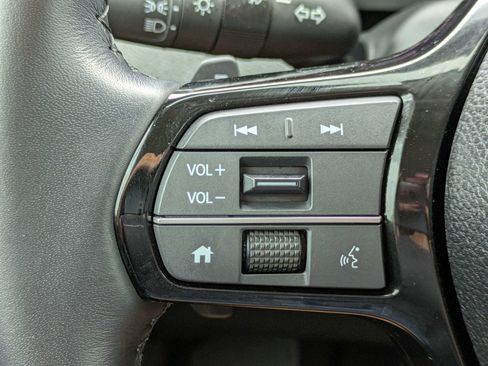 Used 2025 Honda Pilot Touring image 34