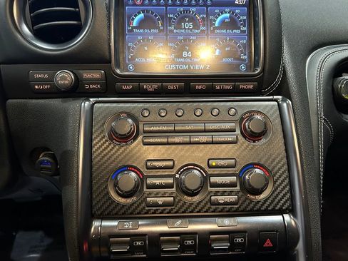 Used 2014 Nissan GT-R Premium AWD/4WD image 18