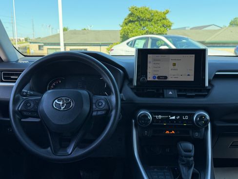 Certified 2025 Toyota RAV4 XLE AWD/4WD image 20