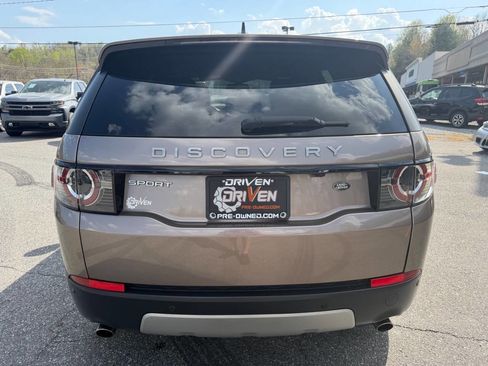 Used 2016 Land Rover Discovery Sport HSE image 7