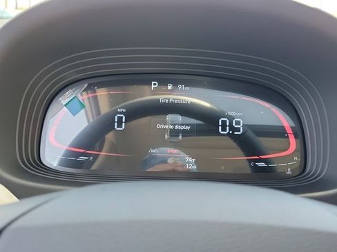 New 2026 Hyundai Venue SEL FWD image 9