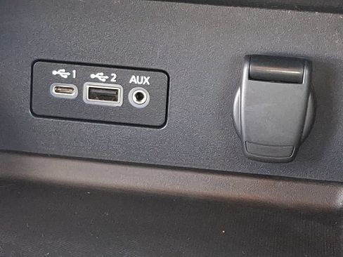 Used 2023 Nissan Sentra SV w/ Trunk Package FWD image 24