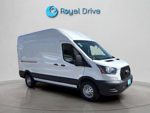 Used 2022 Ford Transit 250 148 High Roof AWD image 7