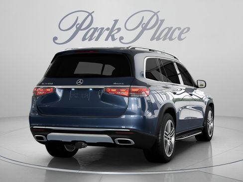 Certified 2026 Mercedes-Benz GLS 450 4MATIC image 19