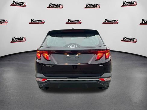 Certified 2024 Hyundai Tucson SE image 6