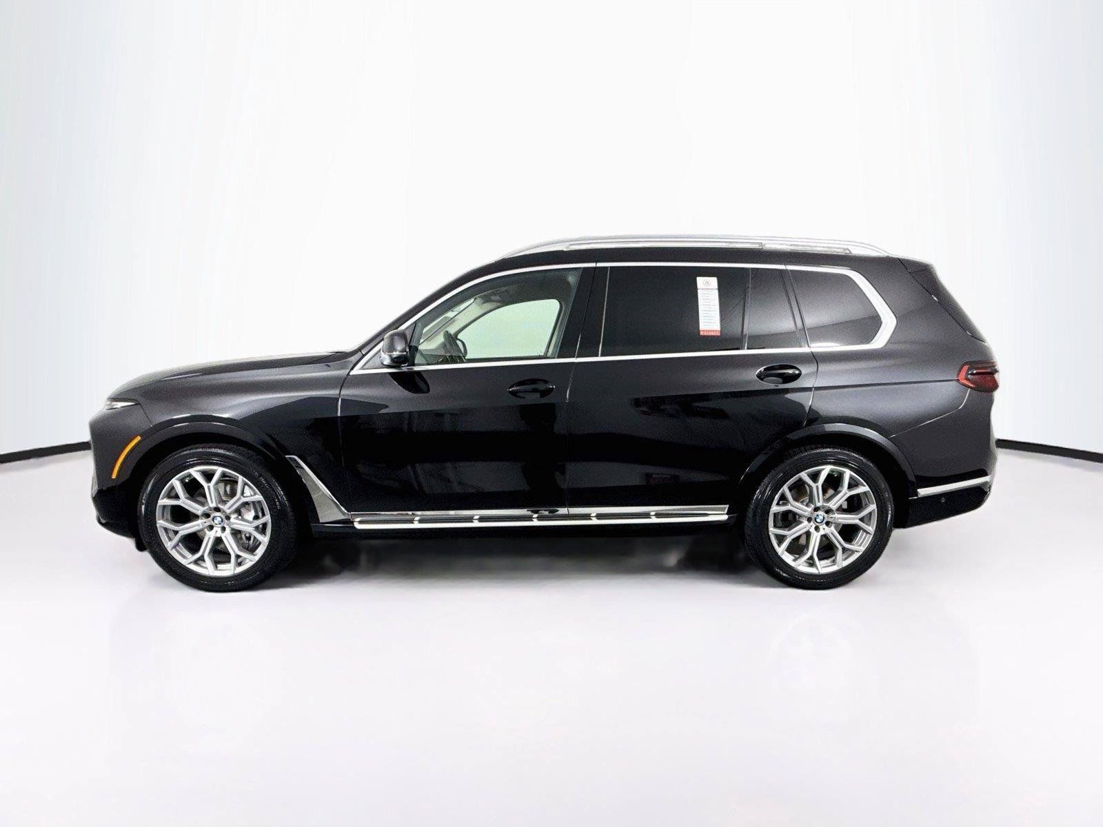 Used 2023 BMW X7 xDrive40i w/ Premium Package AWD/4WD image 14