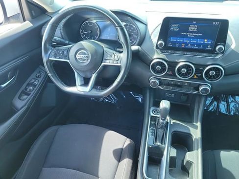 Used 2022 Nissan Sentra SV image 15