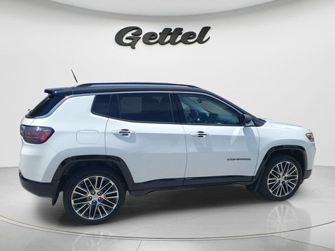 Used 2022 Jeep Compass Limited w/ Elite Group AWD/4WD image 4