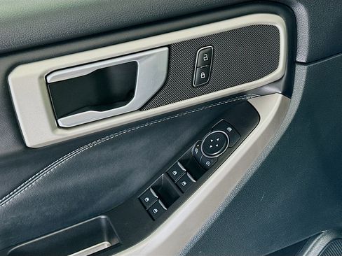 Used 2023 Ford Explorer XLT w/ Equipment Group 202A image 15