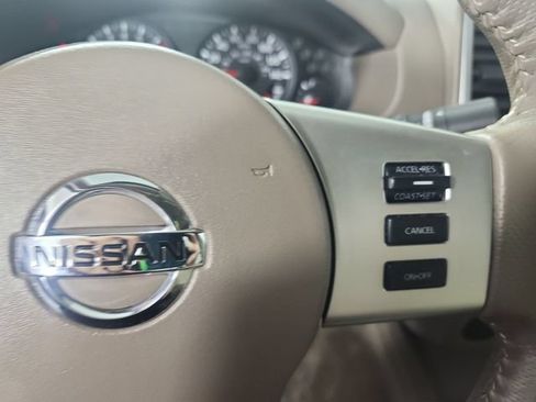 Used 2018 Nissan Frontier SV w/ Value Truck Package RWD image 13
