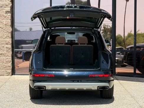 Used 2017 Audi Q7 3.0T Premium Plus w/ Premium Plus Package AWD/4WD image 30