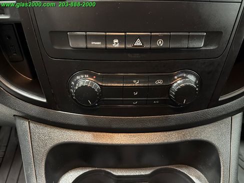 Used 2020 Mercedes-Benz Metris image 27