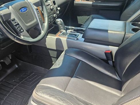 Used 2017 Ford Expedition EL Platinum AWD/4WD image 16