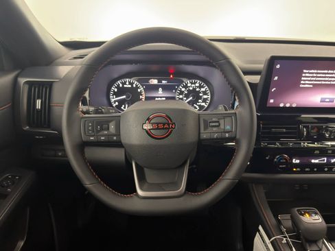 New 2026 Nissan Pathfinder Rock Creek image 18