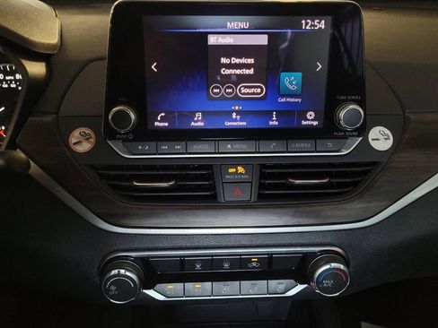 Used 2023 Nissan Altima 2.5 SV image 25