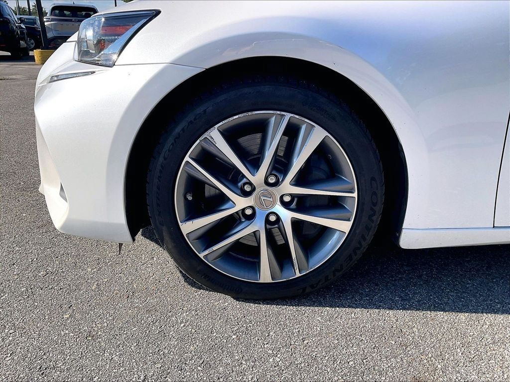 Used 2019 Lexus IS 300 AWD w/ Accessory Package image 7