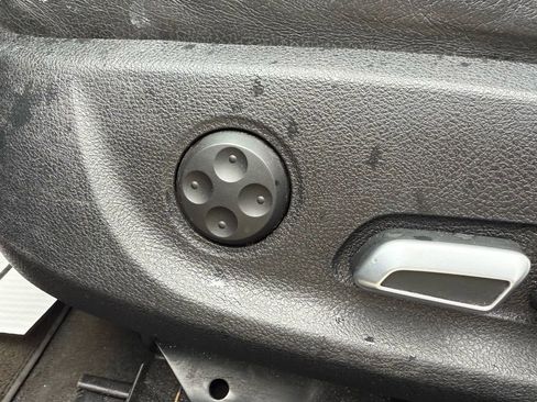 Used 2017 Audi A6 2.0T Premium image 26