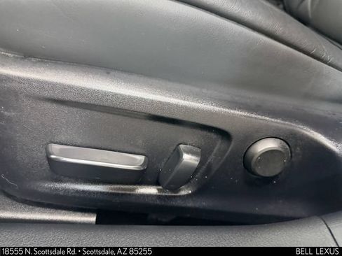 Used 2022 Lexus IS 500 RWD image 17