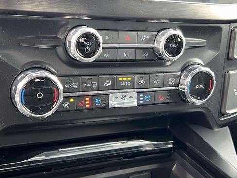 New 2026 Ford F350 Lariat w/ Black Appearance Package AWD/4WD image 21