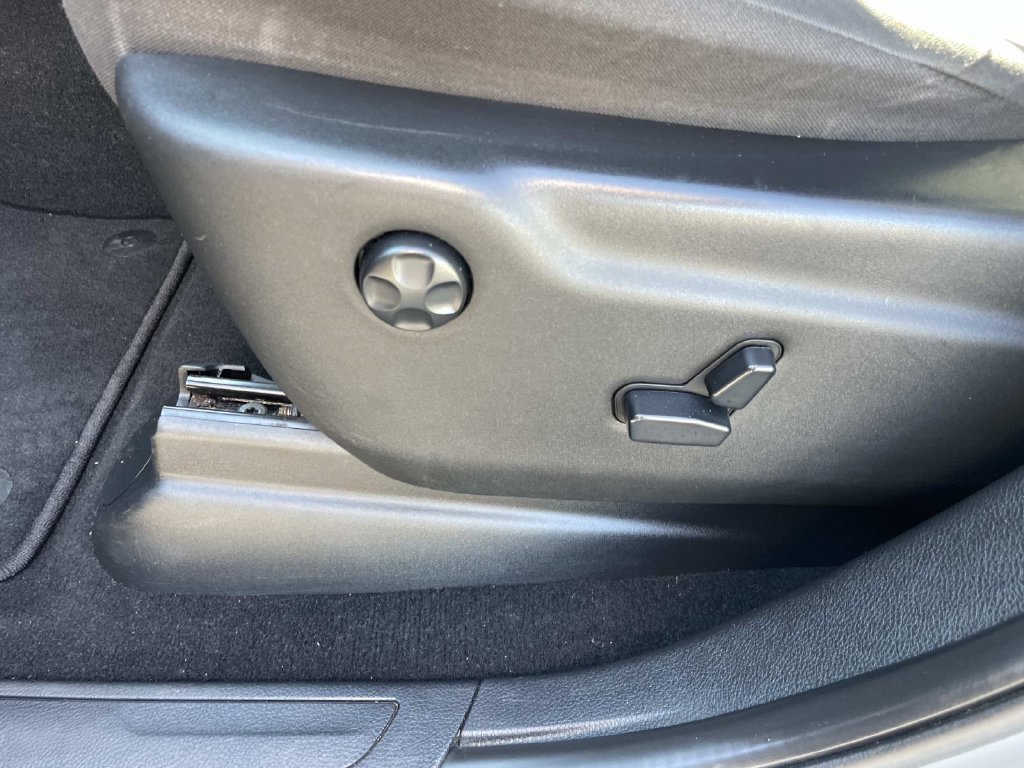 Used 2020 Dodge Durango SXT RWD image 36