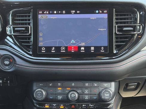 Used 2024 Dodge Durango GT image 10