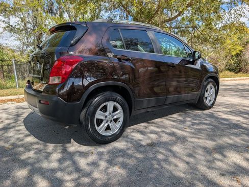 Used 2016 Chevrolet Trax LT image 7