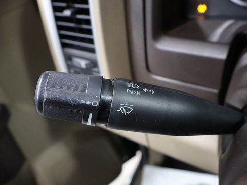 Used 2011 RAM 1500 Classic SLT image 31