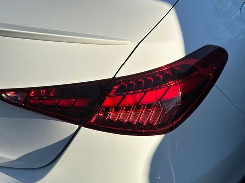 Used 2023 Mercedes-Benz C 300 Sedan image 15