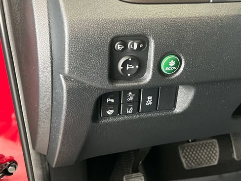 Used 2022 Honda Passport TrailSport image 37