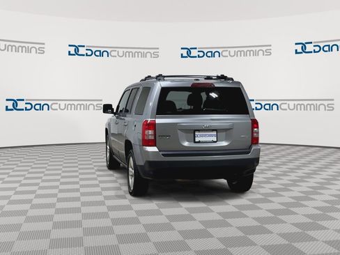 Used 2016 Jeep Patriot Latitude image 7