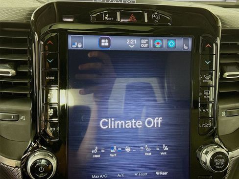 Used 2023 RAM 1500 Limited AWD/4WD image 9