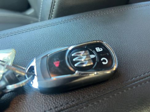 Used 2025 Buick Encore GX Preferred image 22