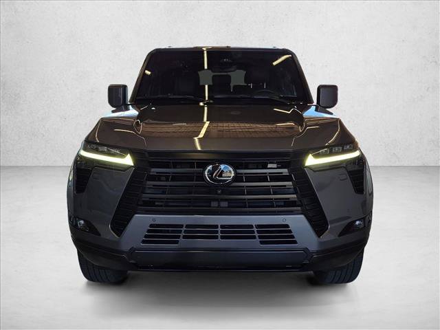 Used 2025 Lexus GX 550 AWD/4WD image 2