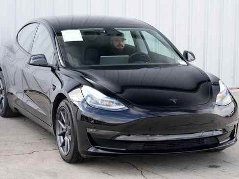 Used 2022 Tesla Model 3 Long Range image 53