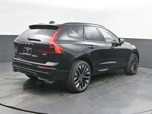 New 2026 Volvo XC60 B5 Ultra w/ Climate Package AWD/4WD image 7