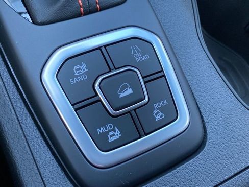 New 2026 Nissan Frontier PRO-4X image 18