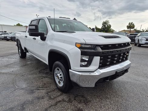 Used 2022 Chevrolet Silverado 2500 W/T w/ WT Convenience Package AWD/4WD image 3