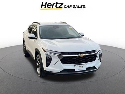 Used 2025 Chevrolet Trax LT w/ LT Convenience Package
