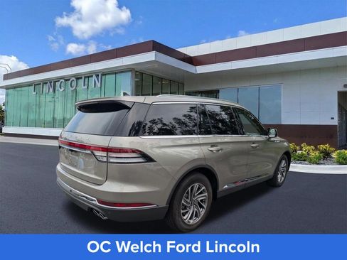 Certified 2023 Lincoln Aviator 2WD w/ Class IV Trailer Tow Package image 3